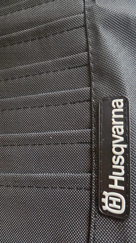 Funda Asiento Ultragrip Husqvarna Te - Fe 2020-2021 Negra Negro — foto 6