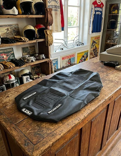Funda De Asiento Ultragrip Negra Para Transalp 600 1987-1999 Negro — foto 6