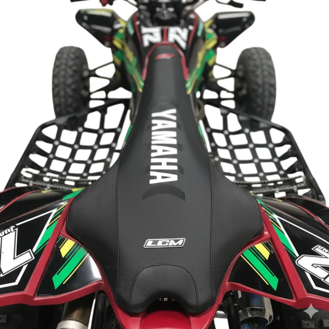 Funda de Asiento Yamaha YFZ450R - Negro y Blanco Ultragrip LCM
