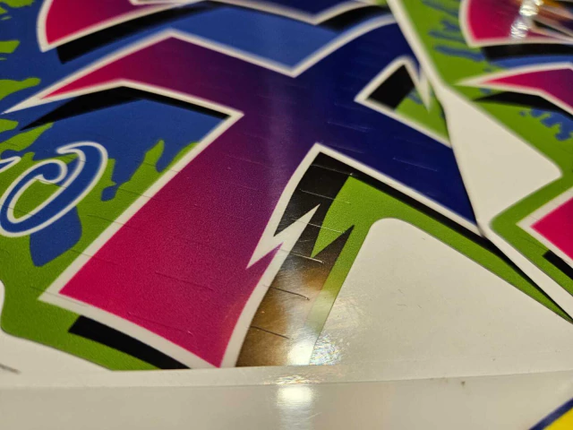 Gráficas de Tanque + "UNI-TRACK" para Kawasaki KX250 | Laminado Grueso + Microcortes — foto 2