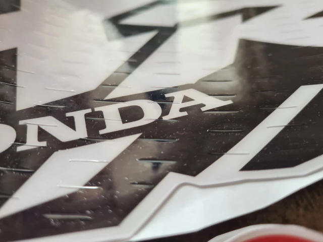Gráficas tanque Premium para Honda XR250R / XR 250R y XR400R / XR 400- Modelo 1997- Vinilo laminado grueso — foto 3