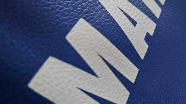 TAPIZADO FUNDA DE ASIENTO PARA YAMAHA DT125 DT175 AZUL, CUERO SINTETICO — foto 2
